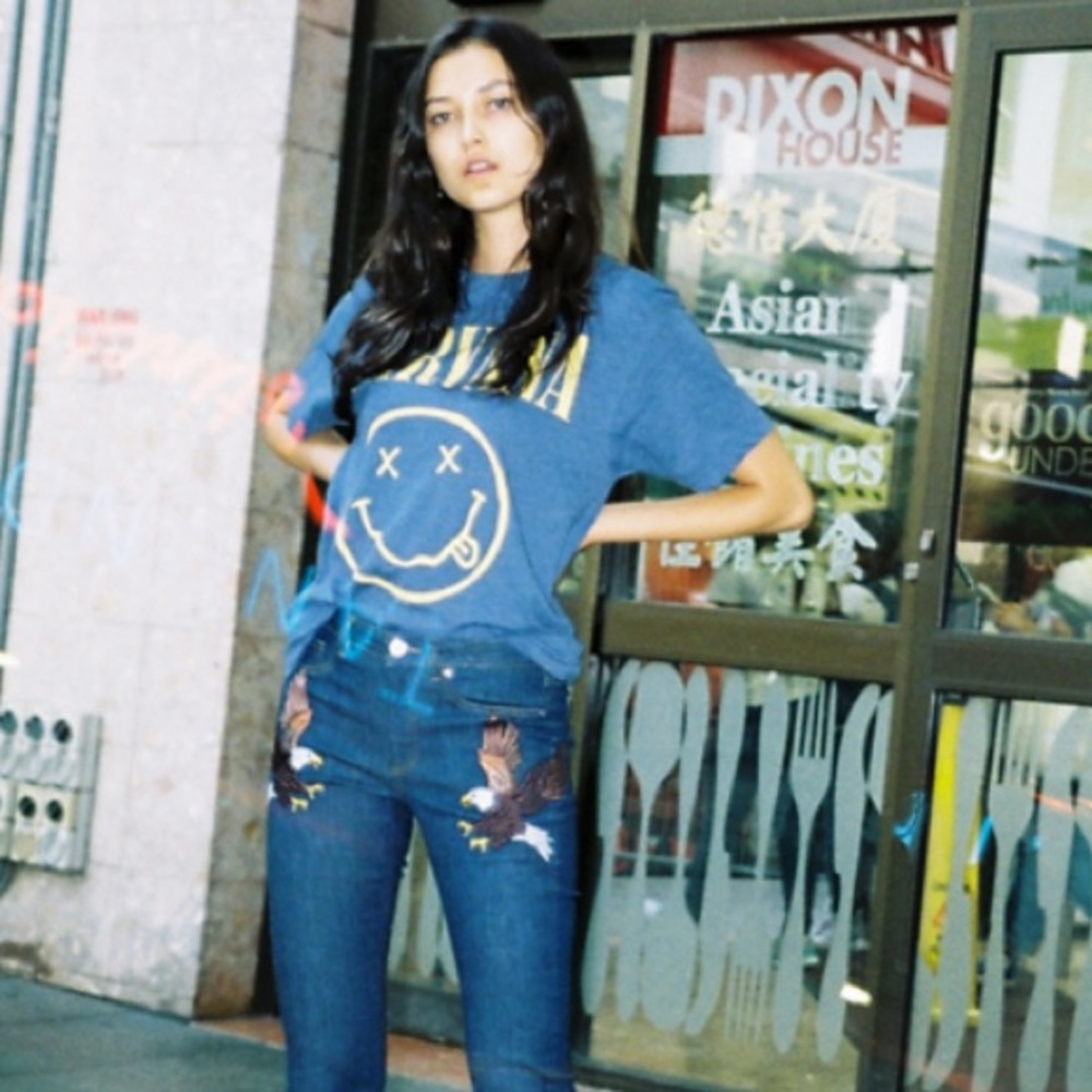 NIRVANA Screen Print Tee Blue Yellow Sz Small